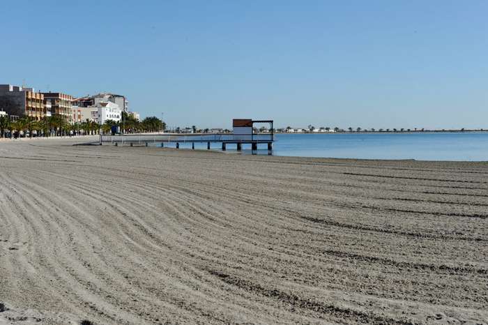 Villananitos beach shore during the day