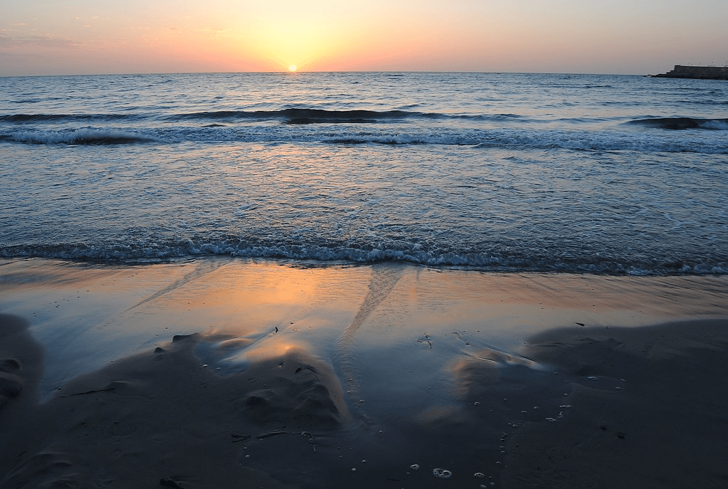 image of the sea from playa de la torre derribada