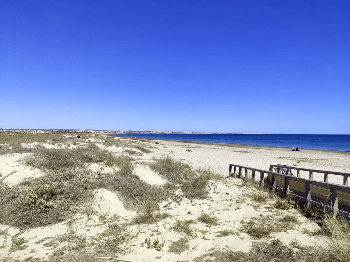 image showing playa de la torre derribada