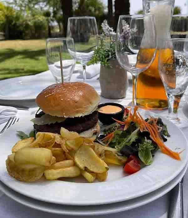 An hamburger of the Cason Restaurant in the Hacienda Riquelme