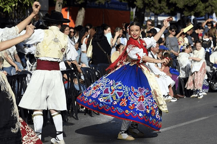 Bando de la Huerta, Dance in the street