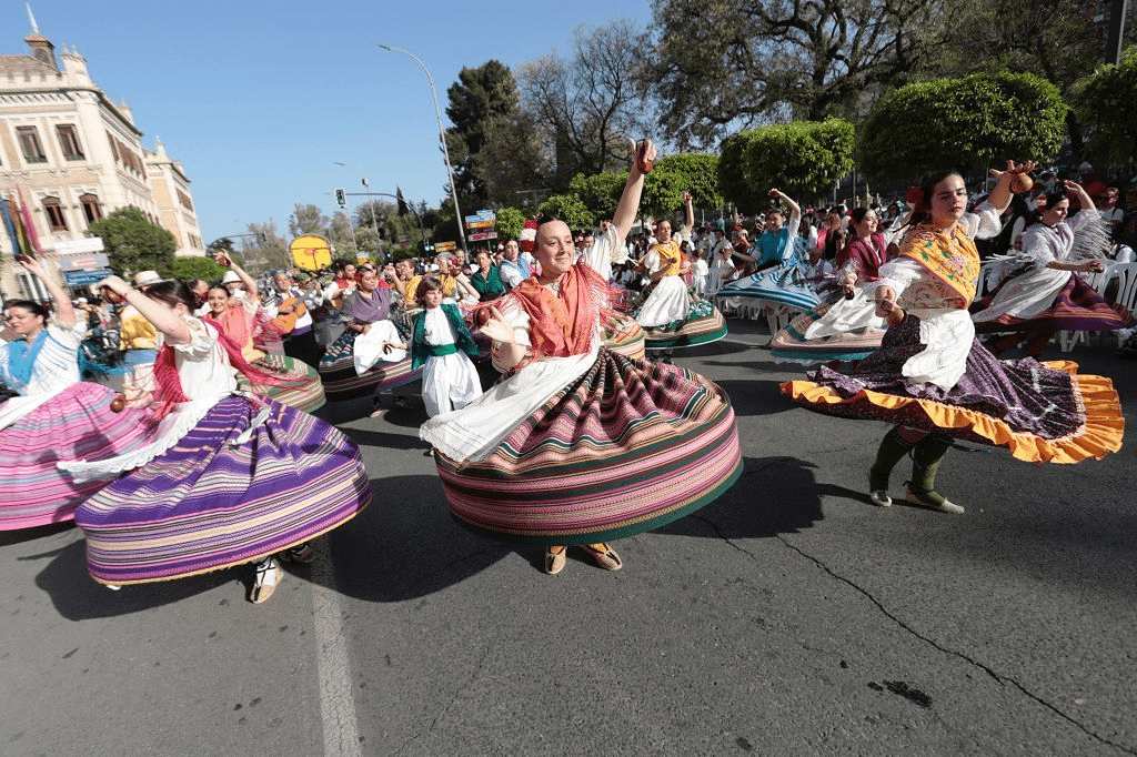 Bando de la Huerta Dances In Street
