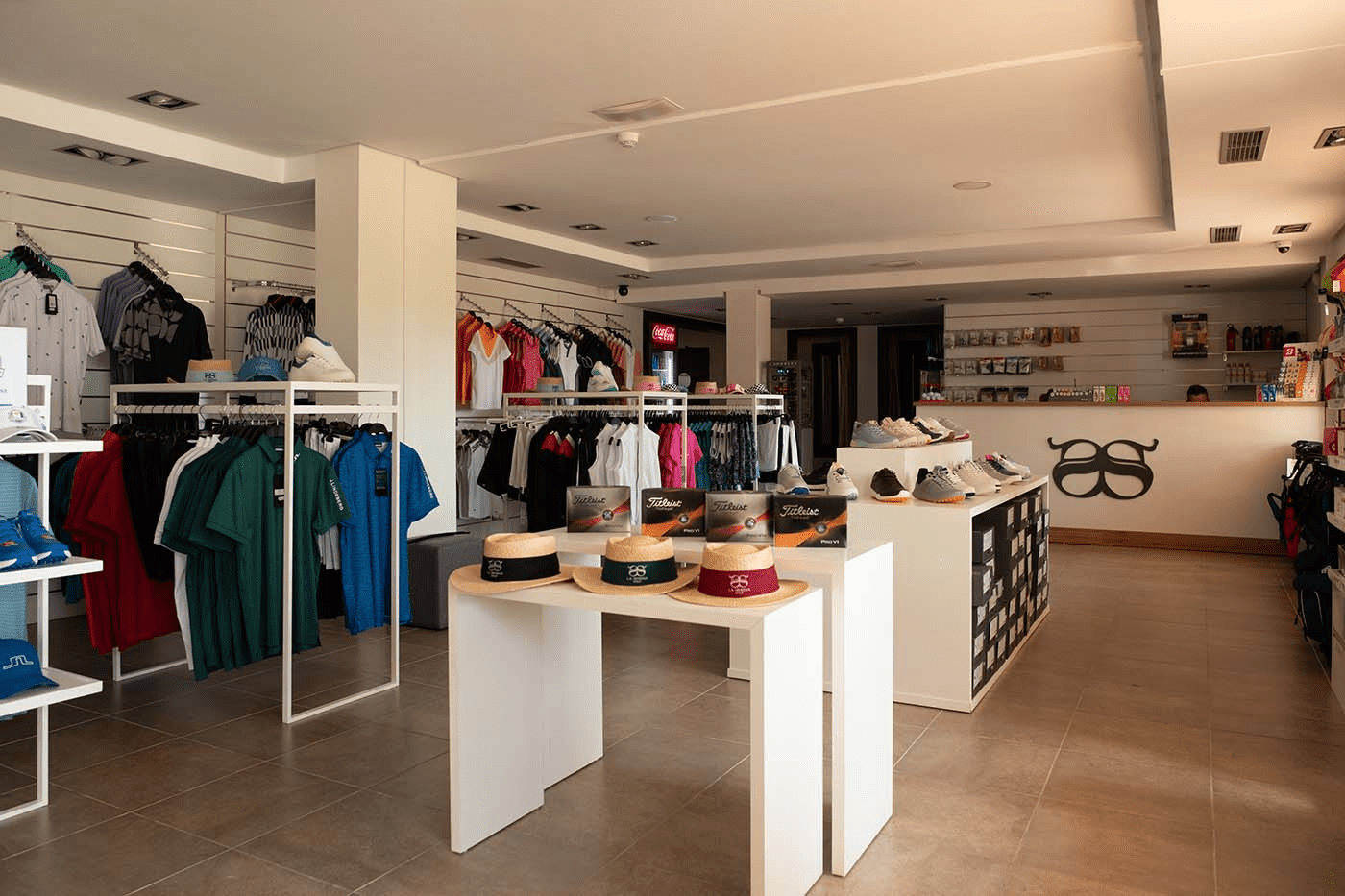 La Serena offers many golf services 