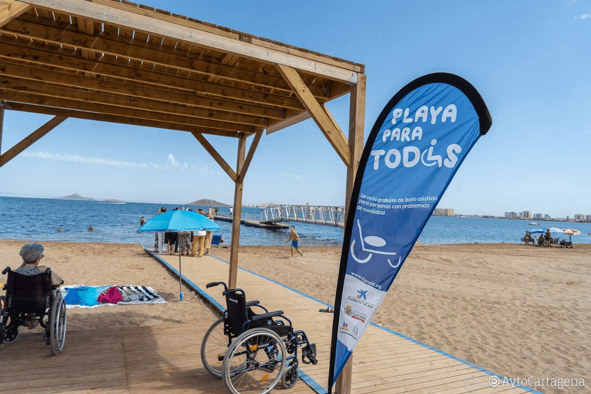 Playa De Puerto Bello and its accessibility ammenities, providing safety for visitors