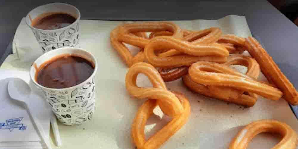 Churros in the Churrería TOFI