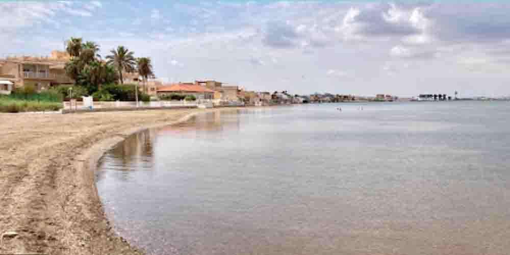 Los Nieto Beach coastline