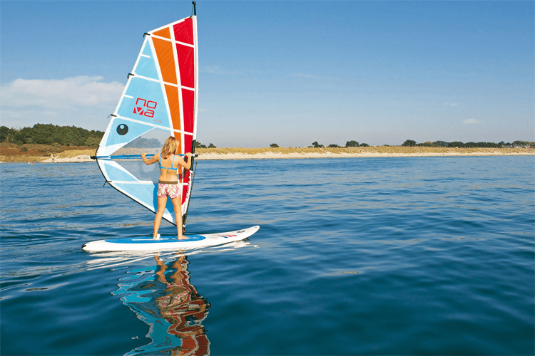 picture of a person doing windsurf
