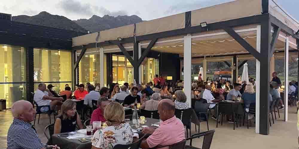 The Águilon Golf Course restaurant and snack bar