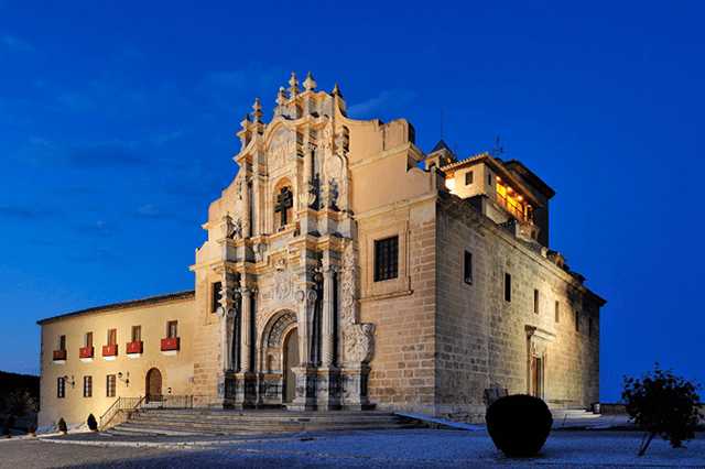 Image of Basilica-Sanctuary of the True Cross, located in  Caravaca deLa Cruz, where Museo Carrilero is located. 