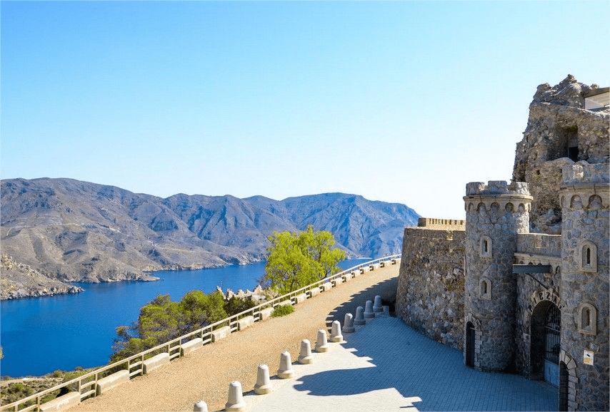 image of Cabo Tinõso showing the old castle on the side