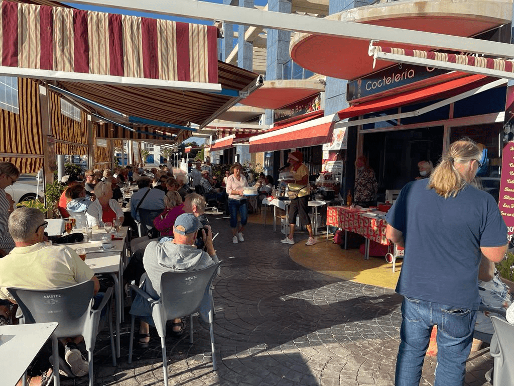 Manga Norte Restaurant - One of the many options Puerto Tomas Maestre has in you comercial zone