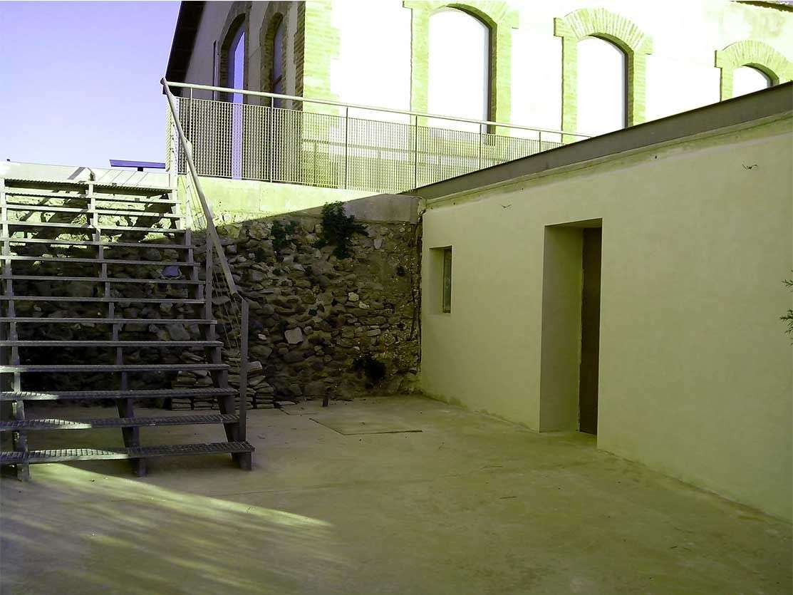 Raft and Annex Service Building