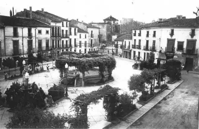 Old picture of Calasparra city