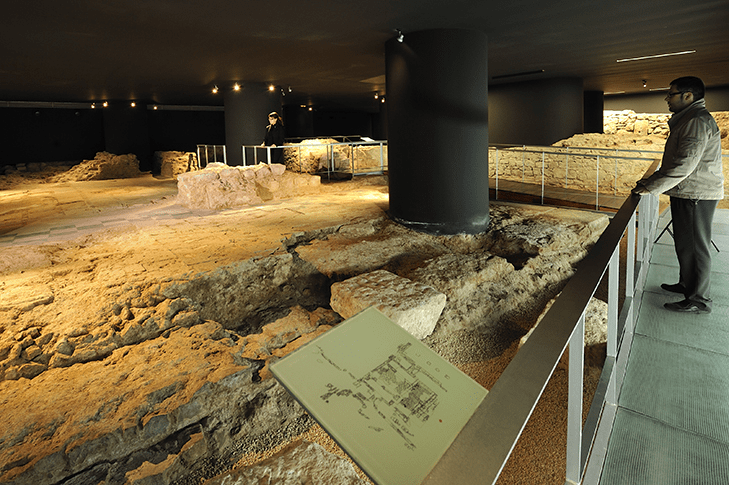 picture from the museum showing ancient structures from the Roman Empire