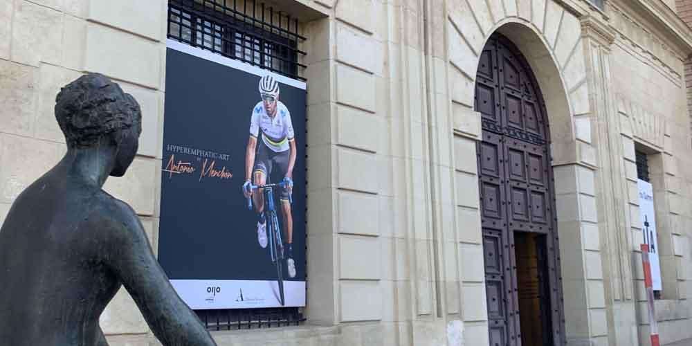 The entrance of the Almudí Palace
